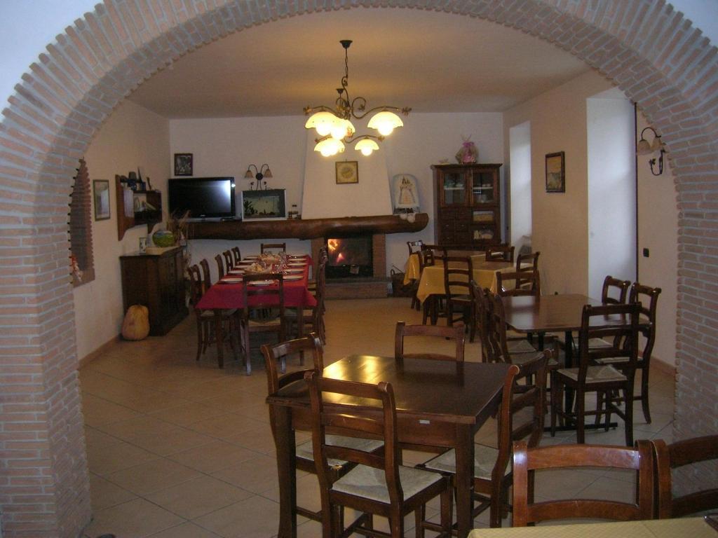 בית הארחה אג'רולה 	Agriturismo Sentiero Dei Sapori מראה חיצוני תמונה