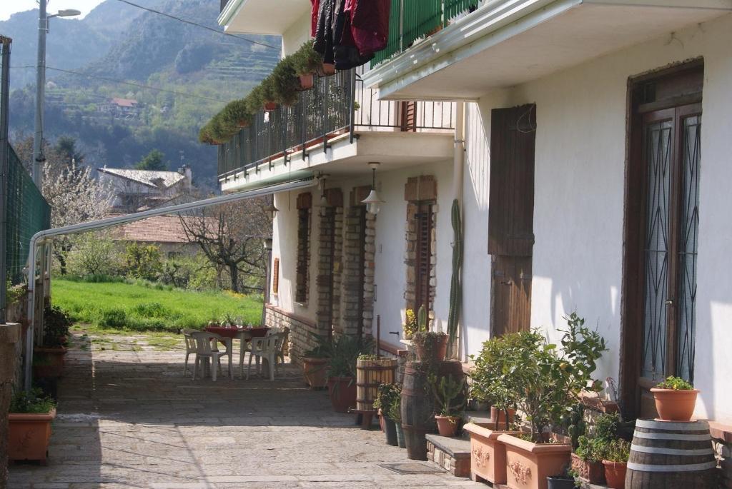 בית הארחה אג'רולה 	Agriturismo Sentiero Dei Sapori מראה חיצוני תמונה